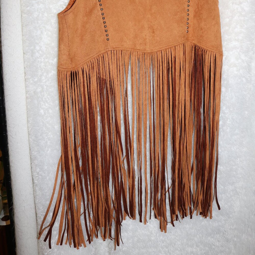 Saints & Hearts ladies medium western vest with fringe - Picture 6 of 6